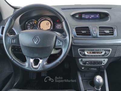Renault Mégane Megane III SporTour 1.2 tce Limited s&s 115cv* Bianco usata La Loggia