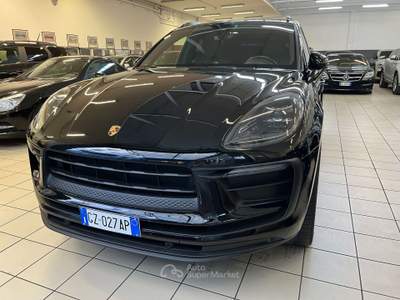 Porsche Macan Macan T 2.0 265cv pdk Nero usata Milano