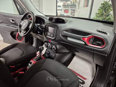 Jeep Renegade 4WD Active Drive Low Trailhawk Nero usata Casalgrande