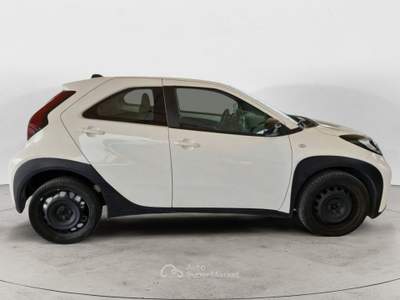 Toyota Aygo X 1.0B (72 CV) Active S-CVT FINO A 3 ANNI DI GARANZIA E 3 ANNI DI MANUTENZIONE ORDINARIA  CAMBIO AUTOMATICO Bianco usata Salerno
