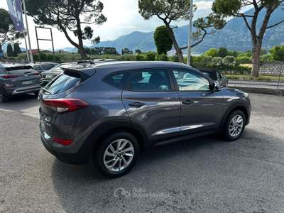 Hyundai Tucson 1.7 CRDi 2WD Comfort Nero usata ISEO