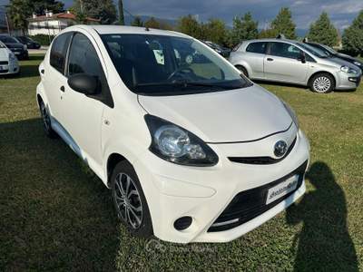 Toyota Aygo Aygo 1.0 12V VVT-i 5 porte Lounge Connect Bianco usata Montecchio Precalcino