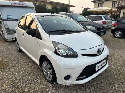 Toyota Aygo Aygo 1.0 12V VVT-i 5 porte Lounge usata Montecchio Precalcino