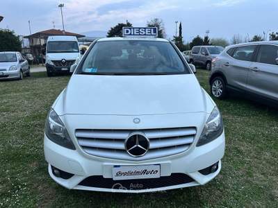 Mercedes-Benz Classe B B 180 CDI BlueEFFICIENCY Premium Bianco usata Montecchio Precalcino
