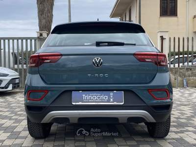 Volkswagen T-Roc Life 2.0 TDI 116 CV Blu/Azzurro usata Borgetto