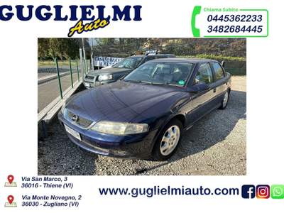 Opel Vectra Vectra 2.0i 16V cat 5 porte CD 100 Blu/Azzurro usata Montecchio Precalcino