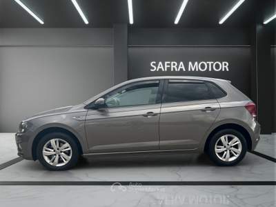 Volkswagen Polo 1.6 TDI SCR 95cv Comfortline DSG BMT Grigio usata Rende