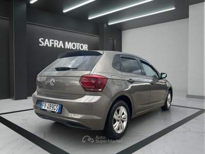 Volkswagen Polo 1.6 TDI SCR 95cv Comfortline DSG BMT Grigio usata Rende