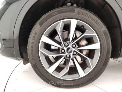 Audi Q5 40 TDI Busin. Advanced quattro S tronic Nero usata Massa