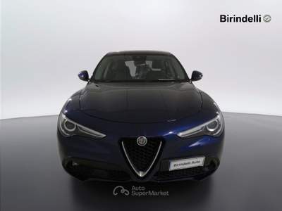 Alfa Romeo Stelvio  -  2.2 turbodiesel 180 cv at8 q4 executive Blu/Azzurro usata Vinci