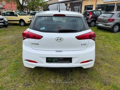 Hyundai i20 i20 1.1 CRDi 12V 5 porte Classic Bianco usata Lamporecchio
