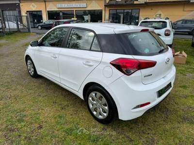 Hyundai i20 i20 1.1 CRDi 12V 5 porte Classic Bianco usata Lamporecchio