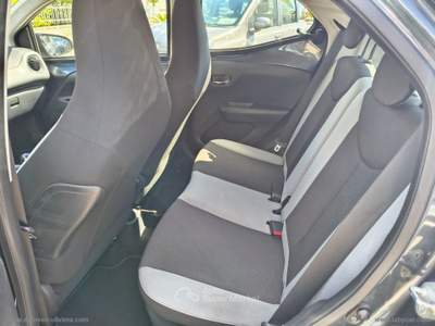 Toyota Aygo Aygo 1.0 VVT-i 69 CV 5p. x-play TSS MMT Grigio usata Somma Vesuviana