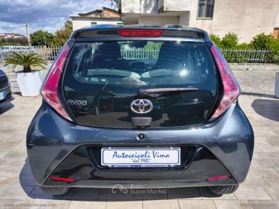 Toyota Aygo Aygo 1.0 VVT-i 69 CV 5p. x-play TSS MMT Grigio usata Somma Vesuviana