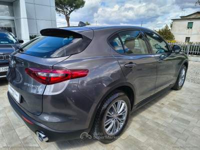 Alfa Romeo Stelvio Stelvio 2.2 T.diesel 160CV AT8 RWD Bus. TAGLIANDI ALFAROMEO Grigio usata Somma Vesuviana