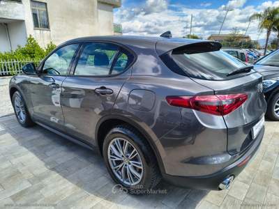 Alfa Romeo Stelvio Stelvio 2.2 T.diesel 160CV AT8 RWD Bus. TAGLIANDI ALFAROMEO Grigio usata Somma Vesuviana
