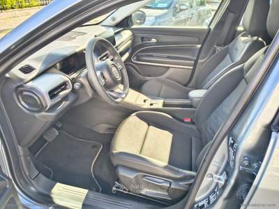 Jeep Avenger Avenger 1.2 Turbo 110CV MHEV Summit Grigio usata Somma Vesuviana