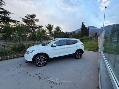 Nissan Qashqai  1.6 dCi 2WD Tekna usata Campagna