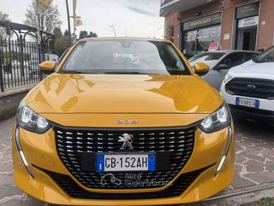 Peugeot 208 1.2 puretech Active s&s 75cv Neo Patentati Oro usata Lesmo