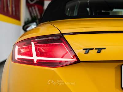 Audi TT 1.8 TFSI 180cv 6m S line roadster Giallo usata Cinisello Balsamo