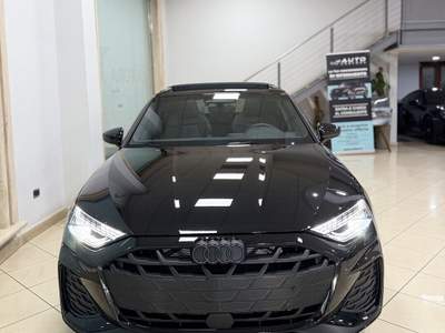 Audi A3 Sportback Identity Black km0 2026 150cv |tetto+pelle+R19"| Nero usata San Felice a Cancello