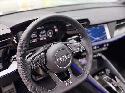Audi A3 Sportback Identity Black km0 2026 150cv |tetto+pelle+R19"| Nero usata San Felice a Cancello
