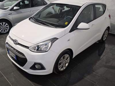 Hyundai i10 i10 1.0 MPI Comfort FRIZIONE NUOVA Bianco usata Cornaredo