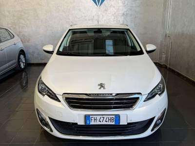 Peugeot 308 308 BlueHDi 120 S&S EAT6 SW Allure Bianco usata Cornaredo