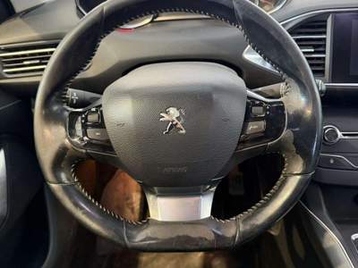 Peugeot 308 308 BlueHDi 120 S&S EAT6 SW Allure Bianco usata Cornaredo