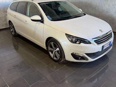 Peugeot 308 308 BlueHDi 120 S&S EAT6 SW Allure Bianco usata Cornaredo