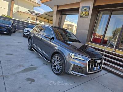 Audi Q7 quattro tiptronic S line 7 posti Grigio usata Brusciano