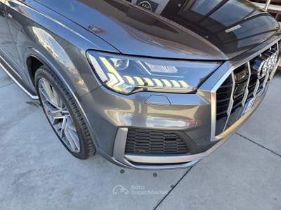 Audi Q7 quattro tiptronic S line 7 posti Grigio usata Brusciano