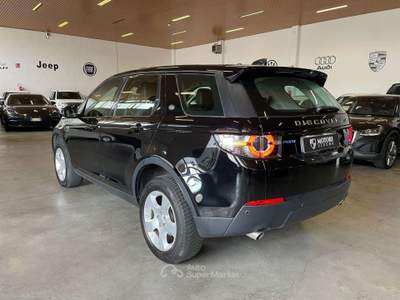 Land Rover Discovery Sport 2.0 ed4 Pure 2wd 150cv Nero usata Verona