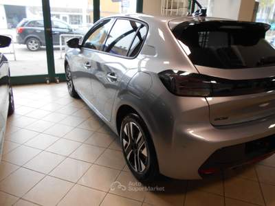 Peugeot 208 VERSIONE ALLURE Argento usata Novara
