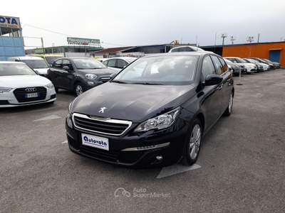 Peugeot 308 PEUGEOT 3008 1.6 BLUEHDI 120 CV SW BUSINESS Blu/Azzurro usata Pontecagnano Faiano