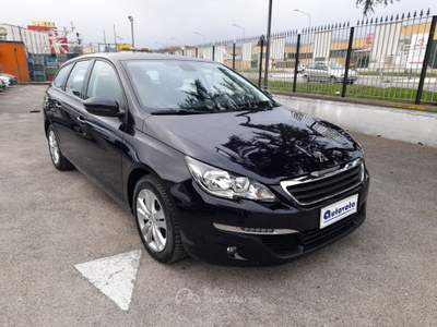 Peugeot 308 PEUGEOT 3008 1.6 BLUEHDI 120 CV SW BUSINESS Blu/Azzurro usata Pontecagnano Faiano