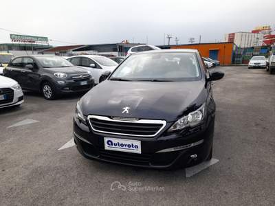Peugeot 308 PEUGEOT 3008 1.6 BLUEHDI 120 CV SW BUSINESS Blu/Azzurro usata Pontecagnano Faiano