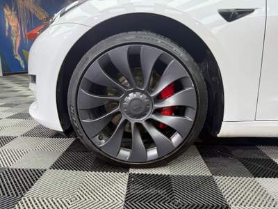Tesla Model 3 AWD Performance (097) Bianco usata Calenzano