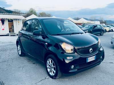 Smart ForFour 70 1.0 Brabus Syle Nero usata Massarosa