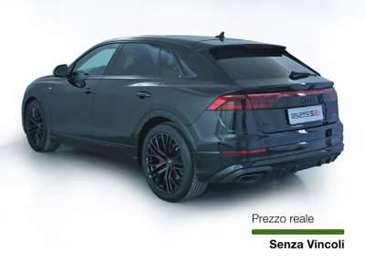 Audi Q8 Q8 SUV TDI quattro 210 kW tiptronic S line edition Tetto panoramico Nero usata Feltre
