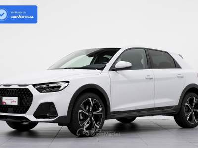 Audi A1 A1 Allstreet 1.5 TFSI Stronic Identity Contrast Bianco usata Cantù