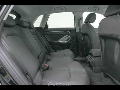 Audi Q3 2.0 TDI Stronic Business Advanced Nero usata Cantù