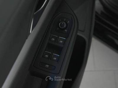 Volkswagen Golf 2.0 TDI SCR LIFE 115CV | GY665GC Nero usata Cantù