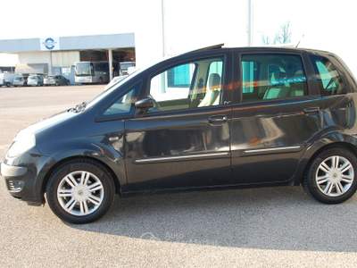 Lancia Musa 1.4 5P Tetto apribile panorama Nero usata Pordenone