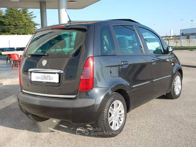 Lancia Musa 1.4 5P Tetto apribile panorama Nero usata Pordenone