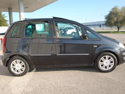 Lancia Musa 1.4 5P Tetto apribile panorama Nero usata Pordenone