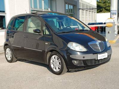 Lancia Musa 1.4 5P Tetto apribile panorama Nero usata Pordenone