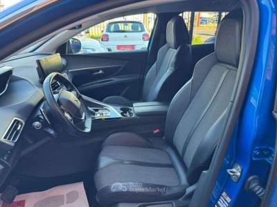 Peugeot 3008 1.5 bluehdi 131cv Allure EAT8 Blu/Azzurro usata Cernusco sul Naviglio