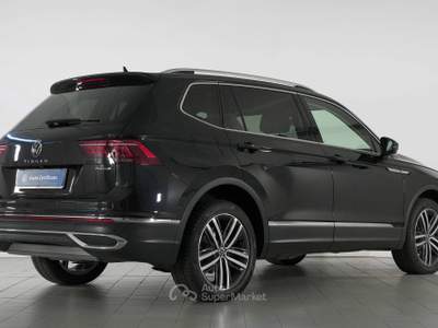 Volkswagen Tiguan Allspace Allspace 2.0 TDI DSG 4 MOTION Elegance 150 cv 7 posti | GG463TV Nero usata Cantù