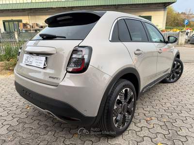 Fiat 600 Hybrid 100 CV DCT MHEV La Prima Beige usata Mercato Saraceno